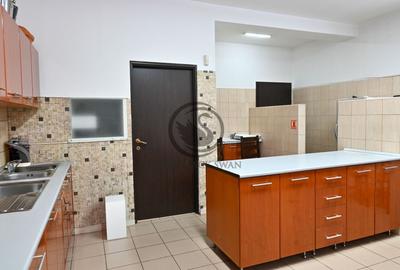 Casă cu 12 camere cu Canalizare în Brădet - 29