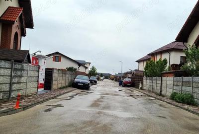 Teren de 5000 mp, în Central