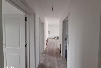 Casă cu 4 camere cu Teren 400 Mp în Hemeiuș - 10