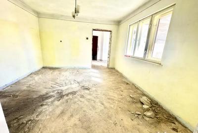 Casă cu 5 camere cu Garaj în Central - 9