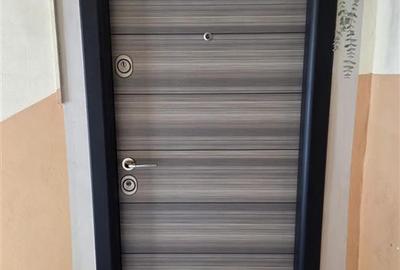 Apartament cu 3 camere semidecomandat, mobilat în Dâmbovița - 4