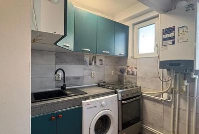 Apartament cu 2 camere nedecomandat în Podu Roș