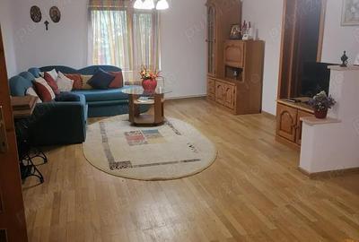 Casă cu 4 camere în Central - 13