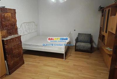 Apartament cu 3 camere decomandat în Chitila