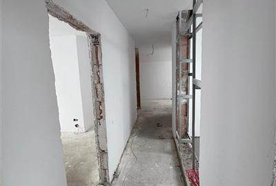 Apartament cu 4 camere semidecomandat în Aviației - 3