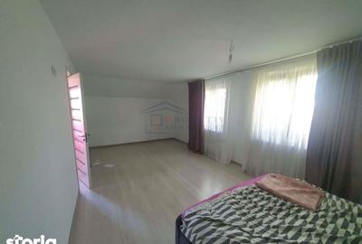 Casă cu 5 camere cu Teren 500 Mp în Șcheia - 7