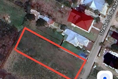 Teren de 1400 mp, în Costache Negri
