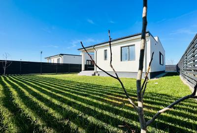 Casă Parter - 4 Camere - 2 Băi - Curte  Amenajată  375 Mp - 5