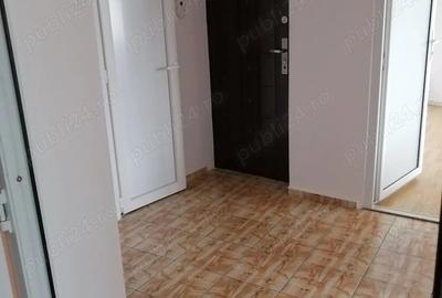 Apartament cu 2 camere decomandat în Coman - 1