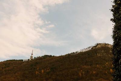 Casă cu 4 camere cu Teren 500 Mp în Central - 8