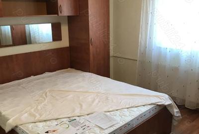 Apartament cu 3 camere decomandat în Teiul Doamnei - 2
