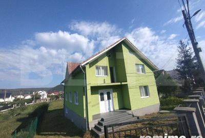 Casa 7 camere,220 mp,600mp teren,oras Beclean,2 km distanta de Figa - 2