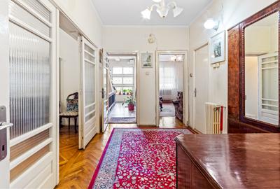 Vilă tip bloc 12 camere, 2 garaje 2 boxe  zona Tomis 1  Flămânda - 18