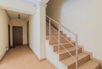 Apartament cu 2 camere semidecomandat, mobilat în Apusului - 11