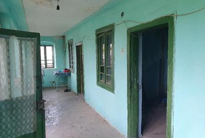 Casă cu 3 camere cu Teren 660 Mp în Bratovoești - 1