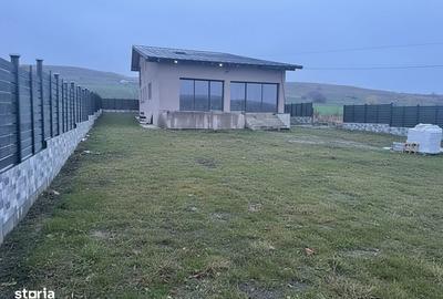 Casă cu 6 camere cu Teren 1000 Mp în Central - 5