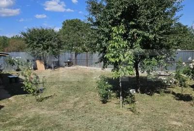 Casă cu 5 camere cu Teren 524 Mp în Găești - 10