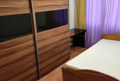 Inchiriez apartament cu 2 camere