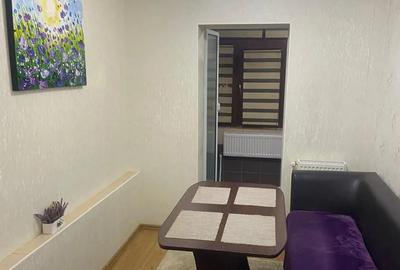 Apartament cu 3 camere decomandat în Central - 2