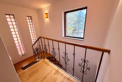 Casa individuala in zona exclusivista P+1+Pod. 5 cam.Util 218mp. Teren 500mp - 21