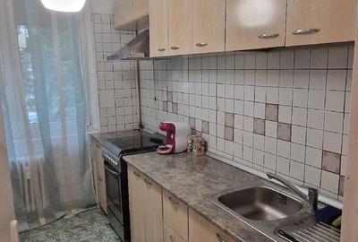 Apartament cu 2 camere semidecomandat în Pajura