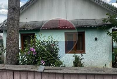 Casă cu 3 camere cu Teren 2600 Mp în Udești