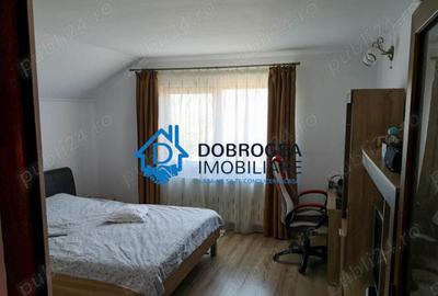 Casă cu 7 camere cu Teren 390 Mp în Mineri - 11