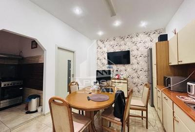 Apartament 3 camere, 2 bai si loc de parcare in curte in zona Sinaia. - 4