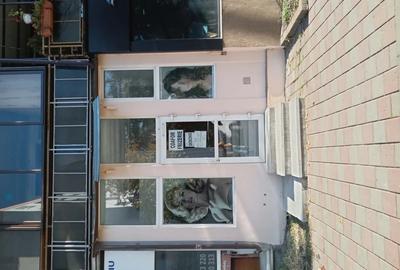 Inchiriez spa?iu - 1