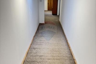 Spatiu de birouri la mansarda - Strada Parfumului Spatiu de birouri la mansarda - Strada Parfumului - 9