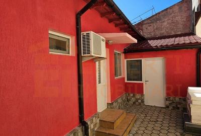 Casa 3 camere situata in zona Stadion