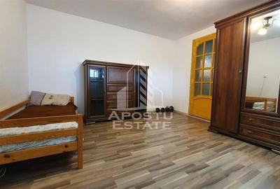Apartament cu 4 camere semidecomandat, mobilat în Buziașului - 11