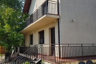 Casă în Șerbănești - 2