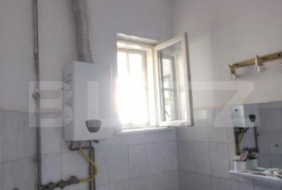 Casă cu 4 camere cu Teren 285 Mp în Petrolului - 34