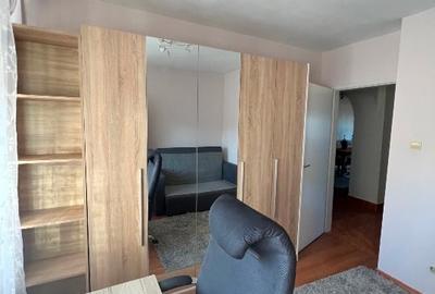 Proprietar închiriez apartament cu centrala termica - 12