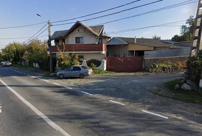 Casă cu 4 camere în Central - 2