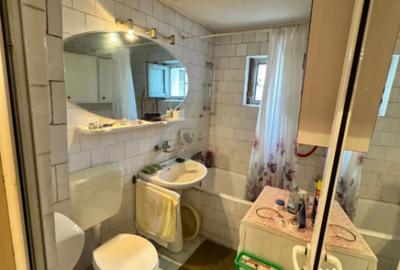 Apartament cu 4 camere decomandat, mobilat în Central - 2