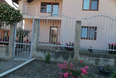 Casă cu 4 camere în Zimandcuz - 2