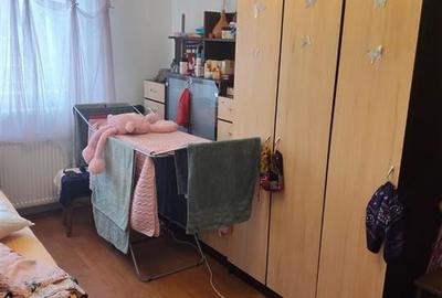 Garsoniera Etaj Intermediar zona Buziasului - 2