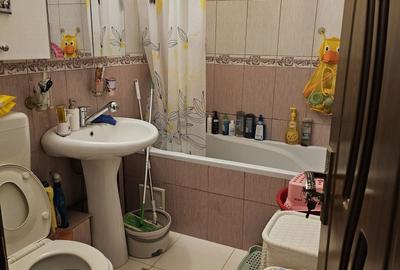 Apartament cu 3 camere decomandat în Central - 11