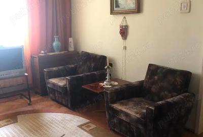 Apartament cu 3 camere în Ineu - 1