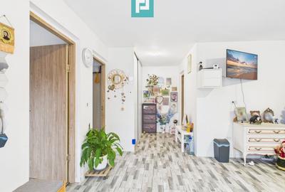Casă individuală cu 6 camere cu Teren 1307 Mp în Ghiroda - 1