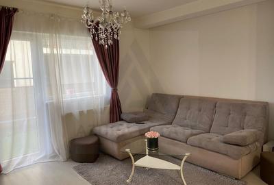 Apartament cu 3 camere semidecomandat, mobilat în Șelimbăr