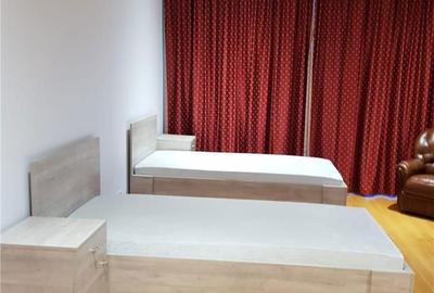 Casă cu 9 camere cu Teren 650 Mp în Florești - 5
