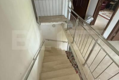 Casă cu 7 camere cu Teren 900 Mp în Central - 4