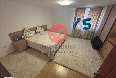 Apartament cu 4 camere decomandat în Central - 3