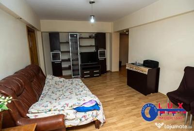 Apartament cu 3 camere semidecomandat în Pelican - 9