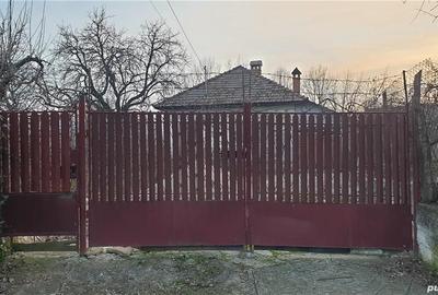 Casă cu 3 camere cu Teren 3077 Mp în Bogdănești (Oteșani) - 2