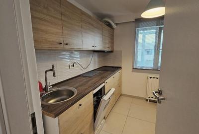 Apartament cu 2 camere decomandat în Aviației