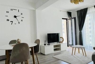 Apartament cu 2 camere decomandat, mobilat în Tractorul - 2